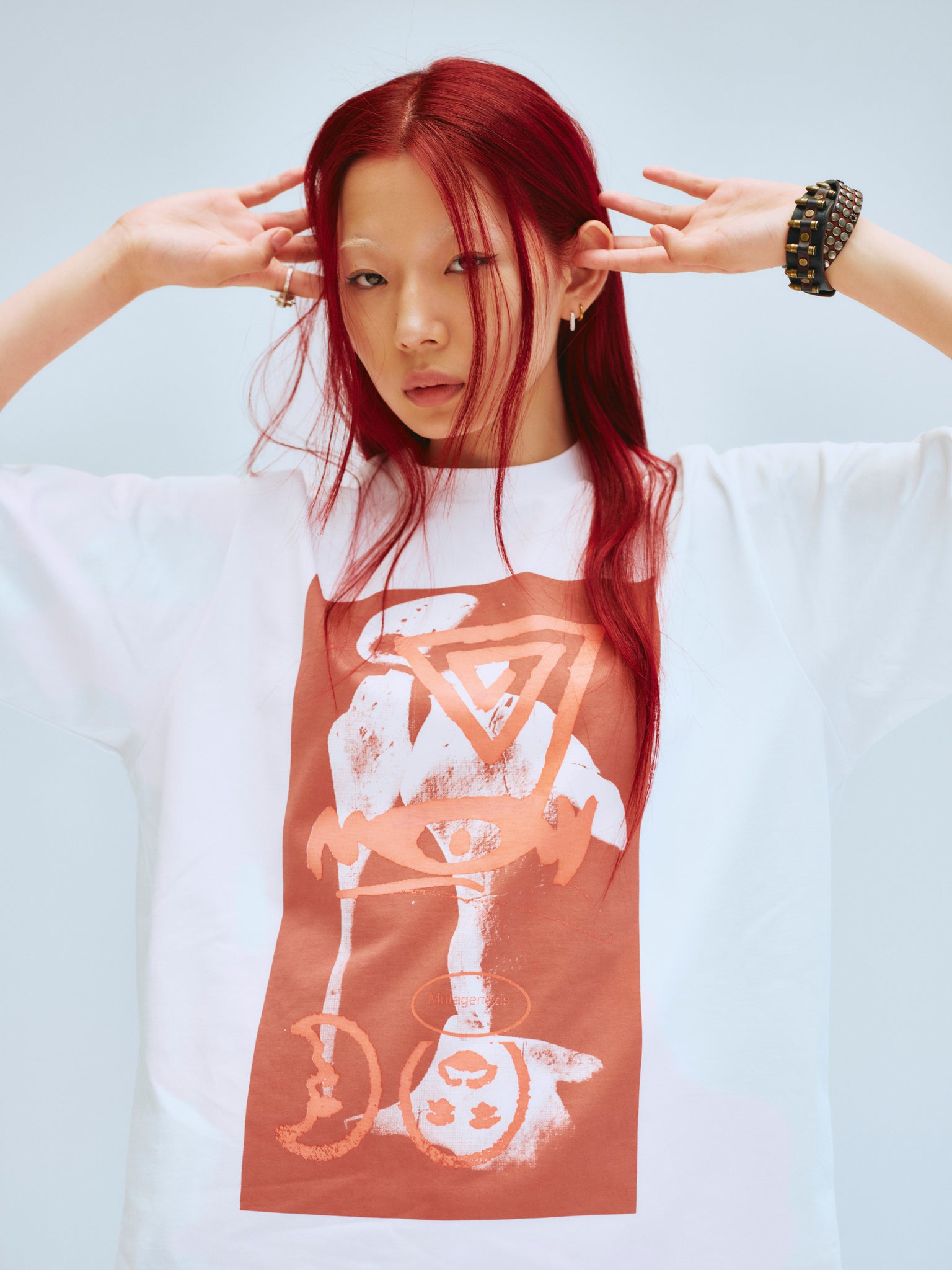 MISHA HOLLENBACH - 'THERE’S NO EVIDENCE THAT THEY WERE ATTACHED TO THE STALK' S/S TEE